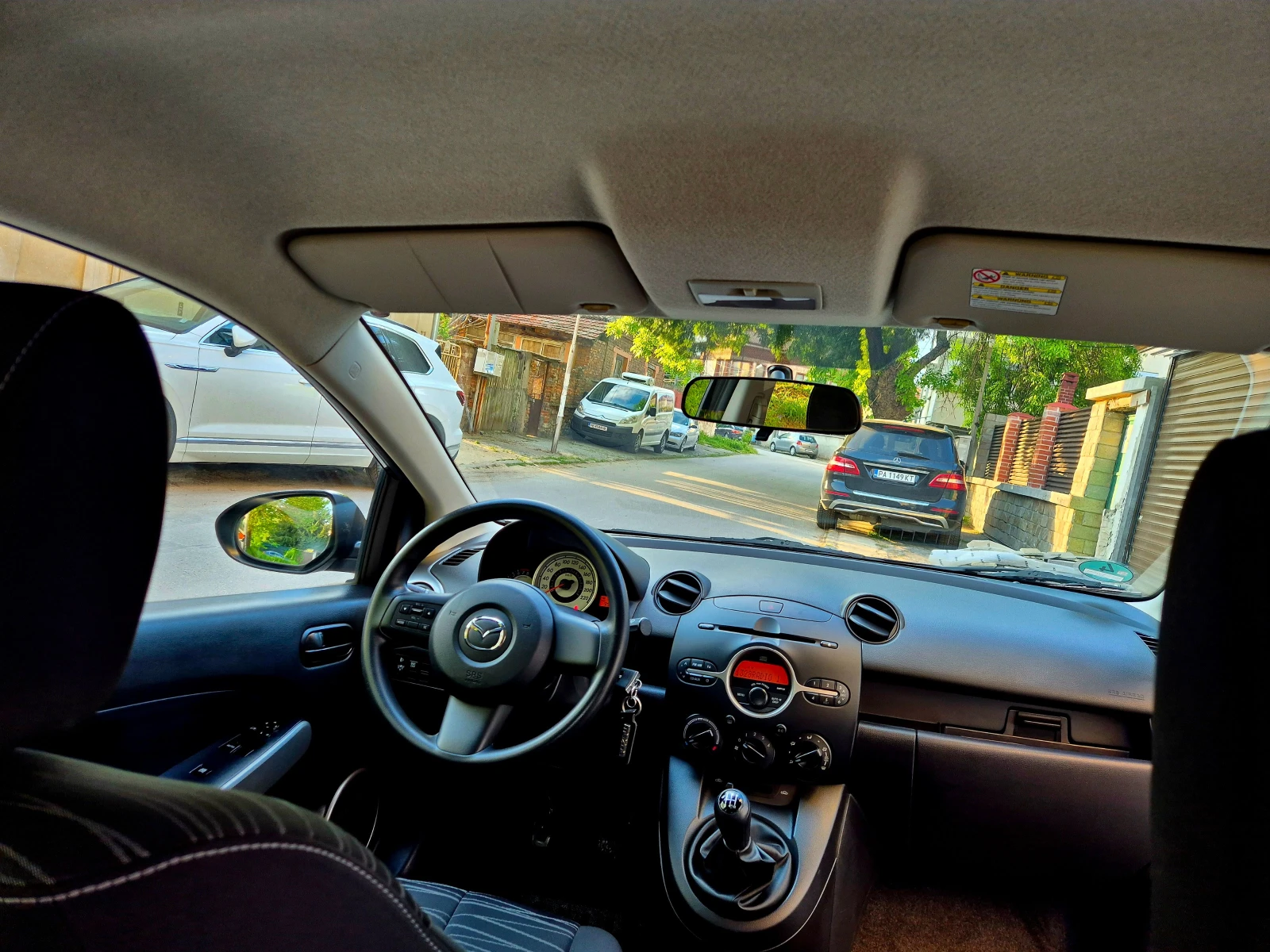 Mazda 2 1.3i-верига-нов-japan, снимка 13 - Автомобили и джипове - 54446594