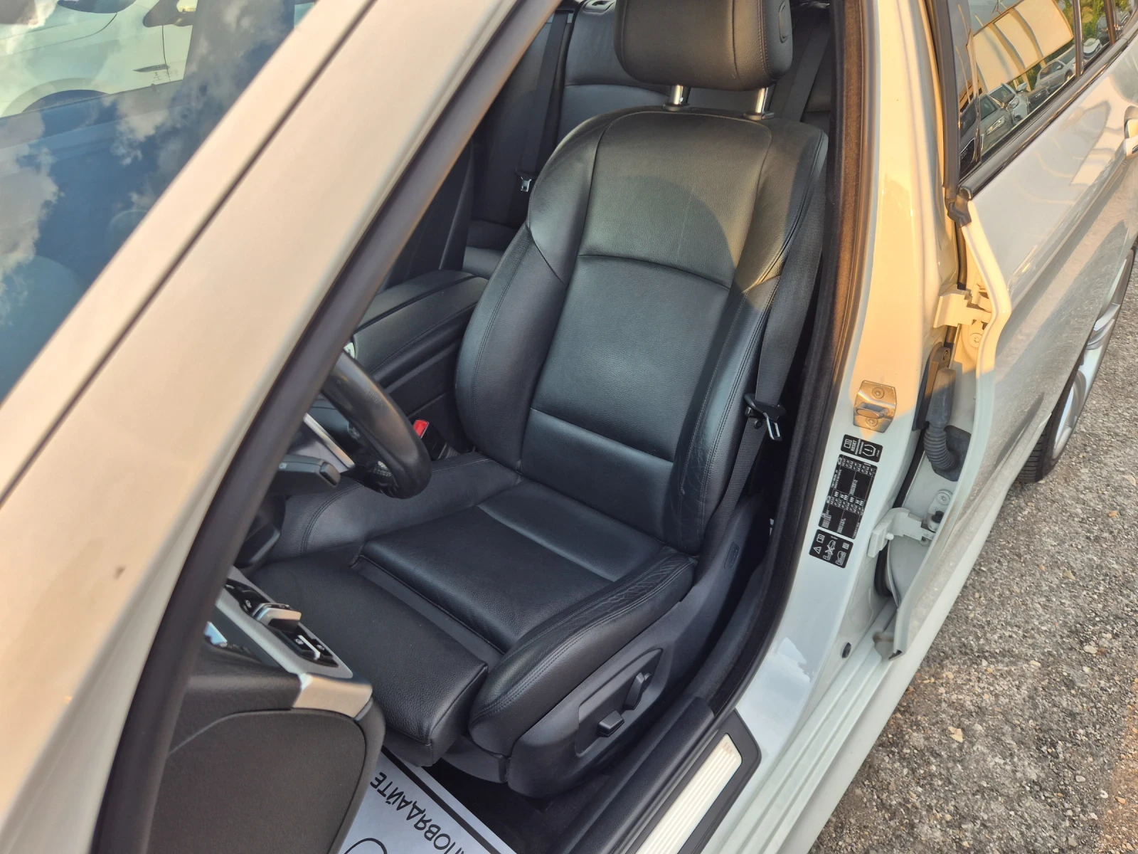 BMW 520 D* xDrive* M-SPORT, снимка 11 - Автомобили и джипове - 55137667