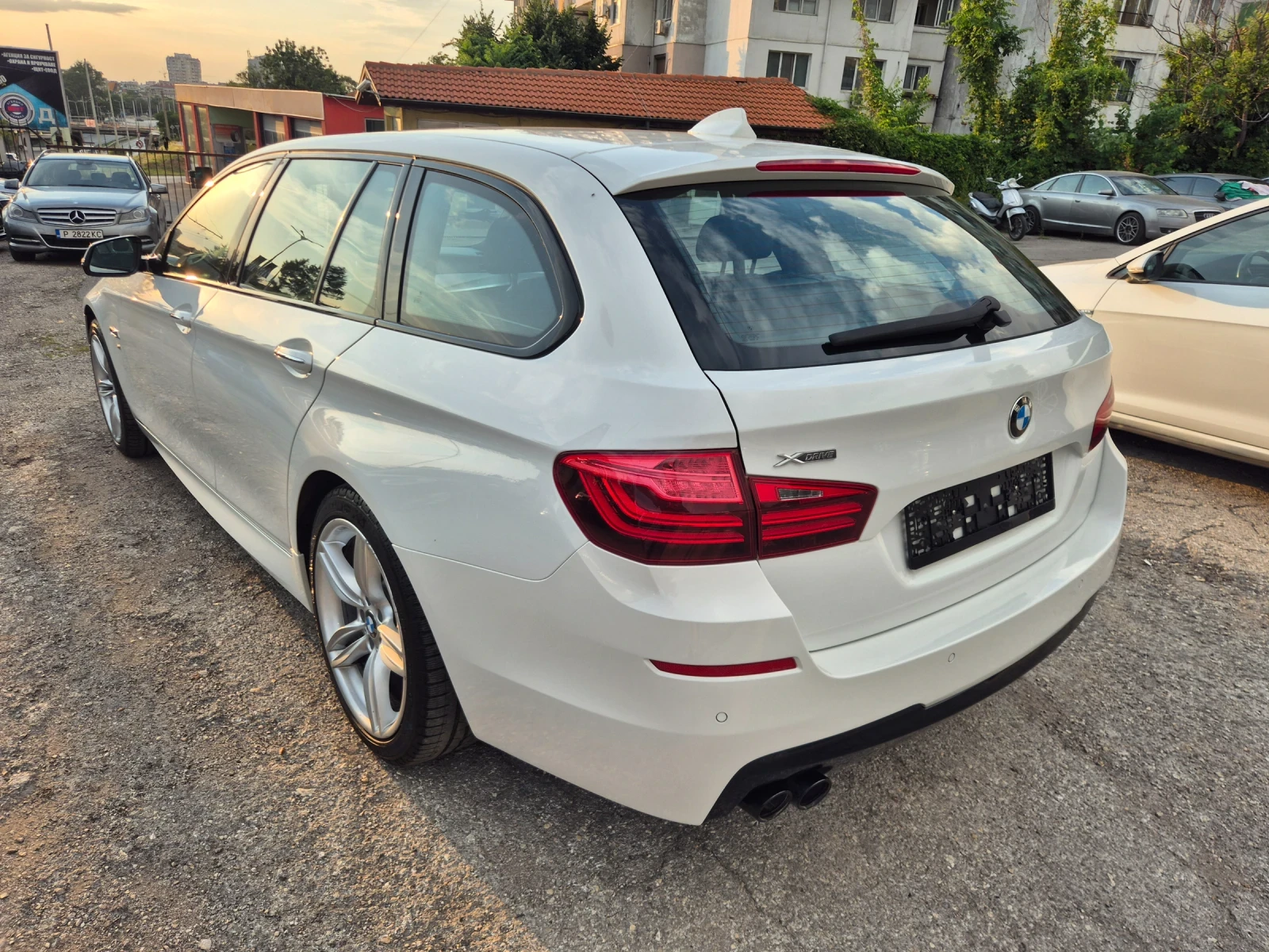 BMW 520 D* xDrive* M-SPORT, снимка 5 - Автомобили и джипове - 55137667