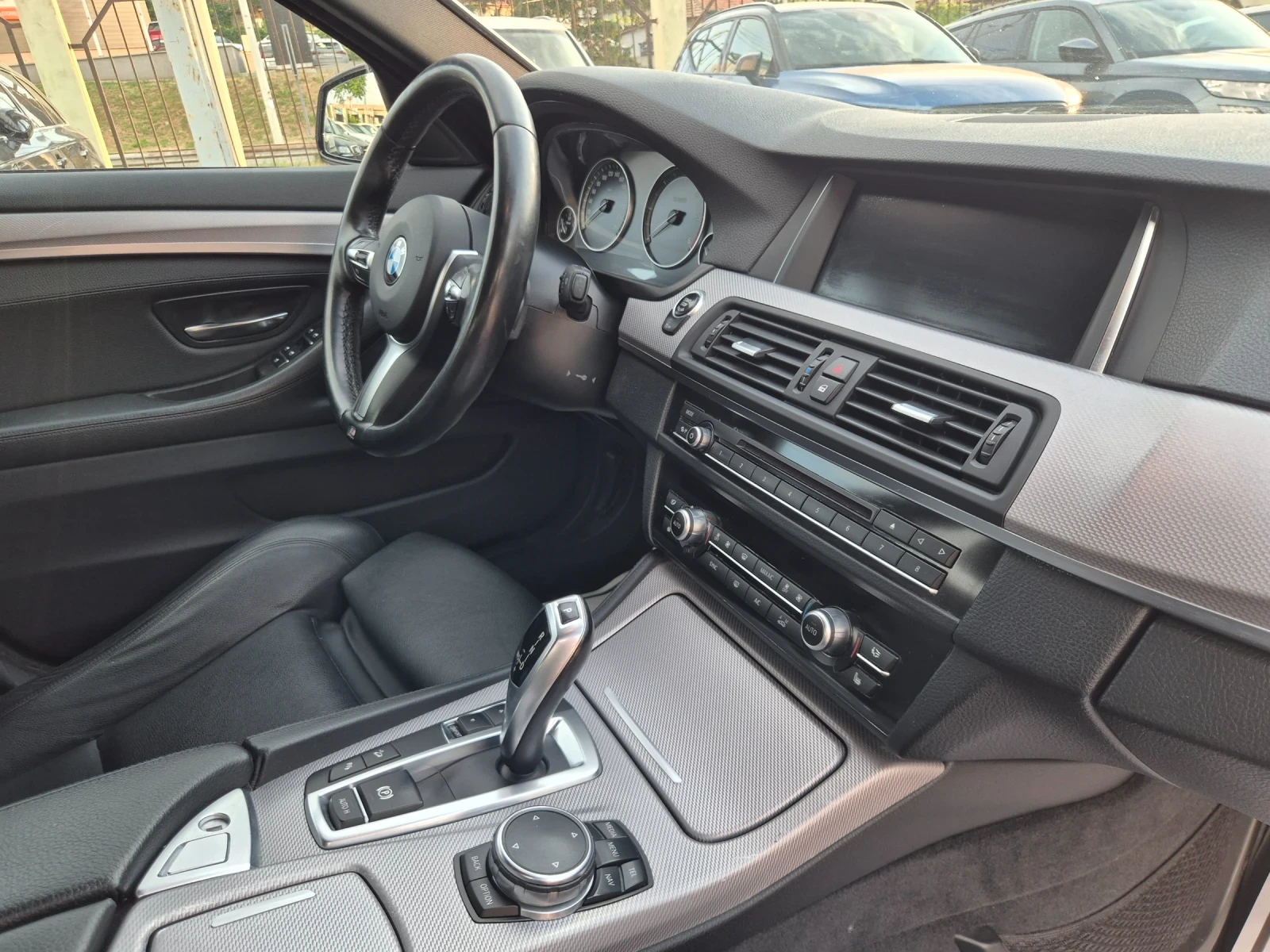 BMW 520 D* xDrive* M-SPORT, снимка 15 - Автомобили и джипове - 55137667