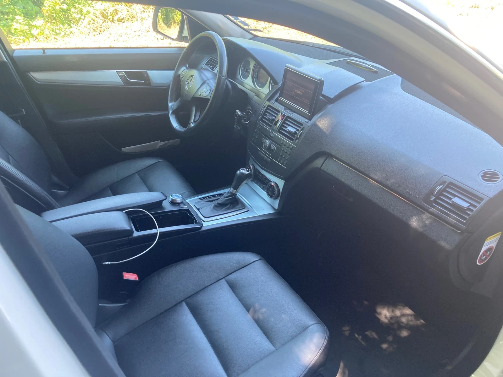 Mercedes-Benz C 220, снимка 6 - Автомобили и джипове - 55695698