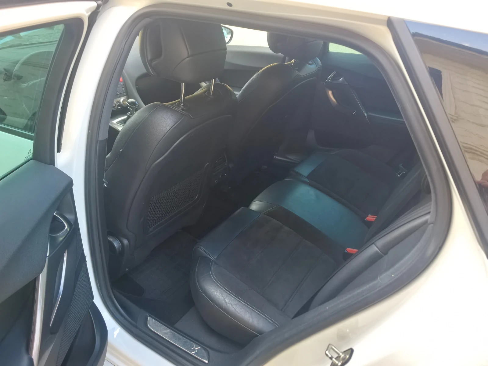 Citroen DS5 2.0HDI 163kc , снимка 11 - Автомобили и джипове - 55879298