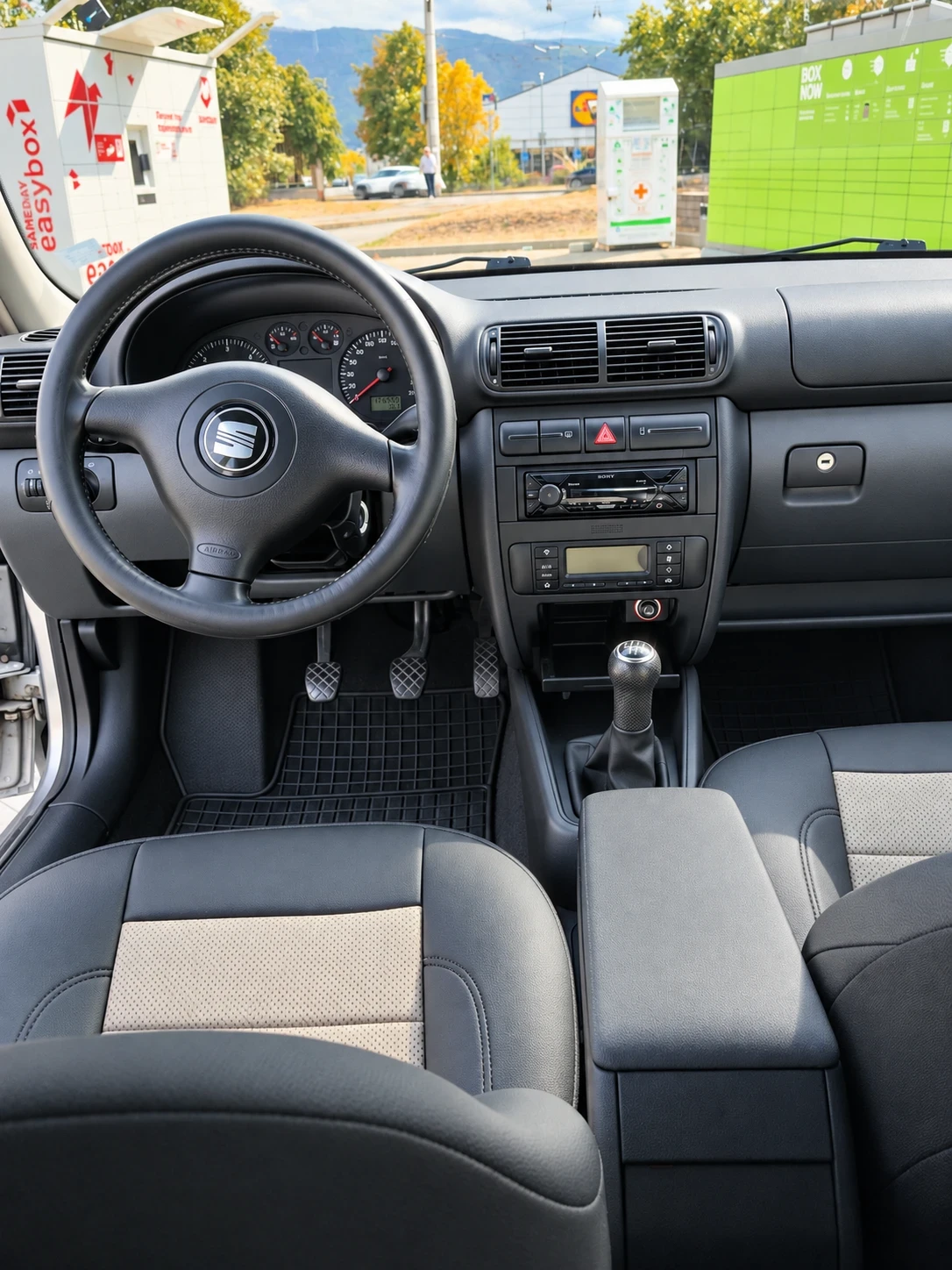 Seat Leon, снимка 5 - Автомобили и джипове - 56181961