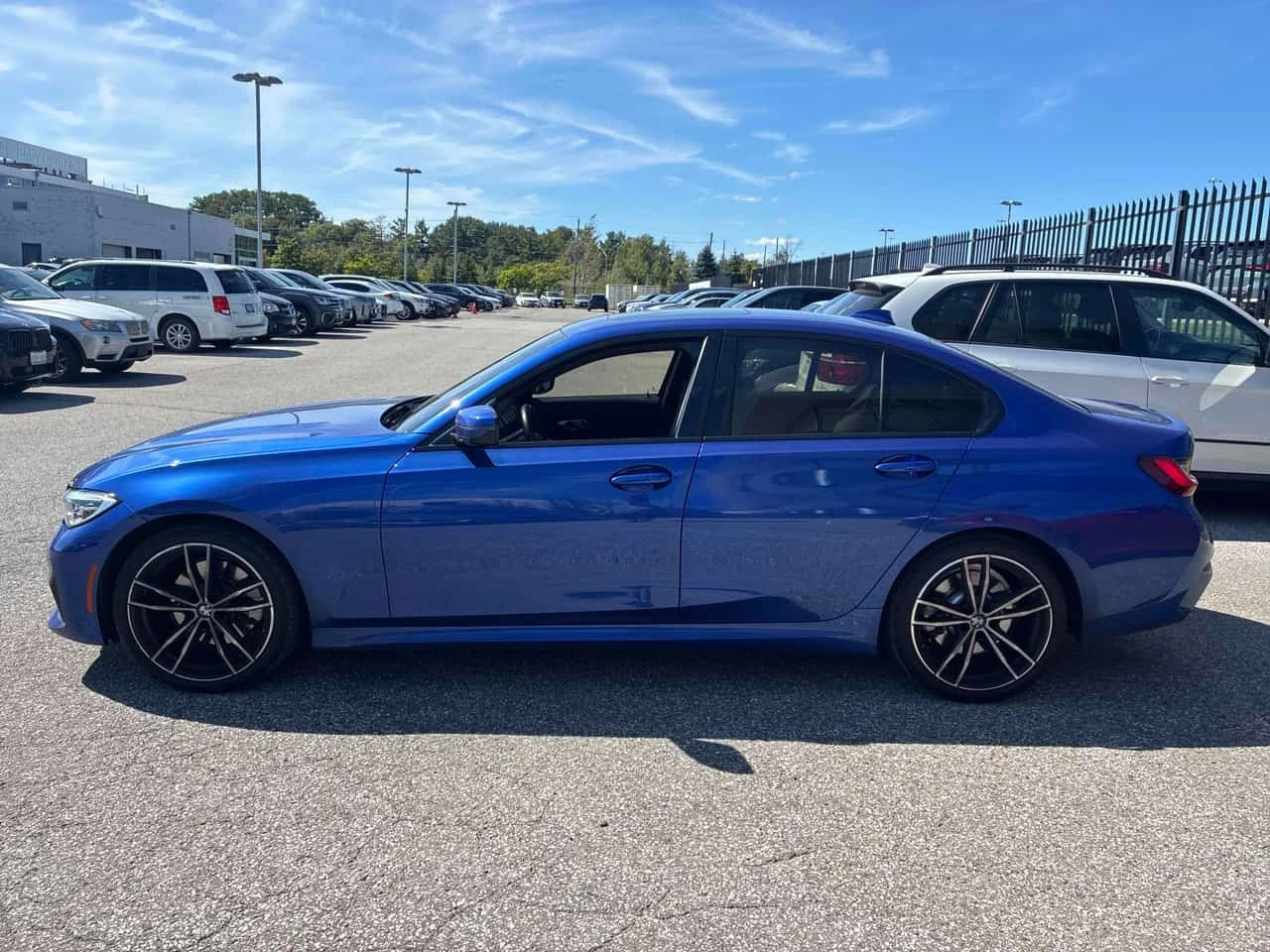 BMW 330 * M-Sport * Един собственик * CARFAX * , снимка 4 - Автомобили и джипове - 56187769