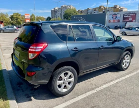 Toyota Rav4 2.2 D-4D / Navi / Кожа / 4х4, снимка 5