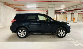 Toyota Rav4 2.2 D-4D / Navi / Кожа / 4х4, снимка 6