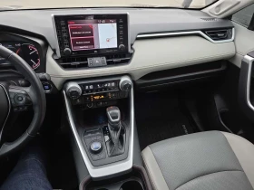 Toyota Rav4 * AWD Limited * 360 * ОБДУХВАНЕ * NAVI, снимка 8