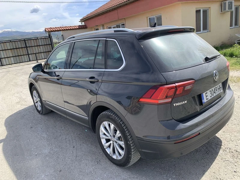 VW Tiguan, снимка 4 - Автомобили и джипове - 45659523