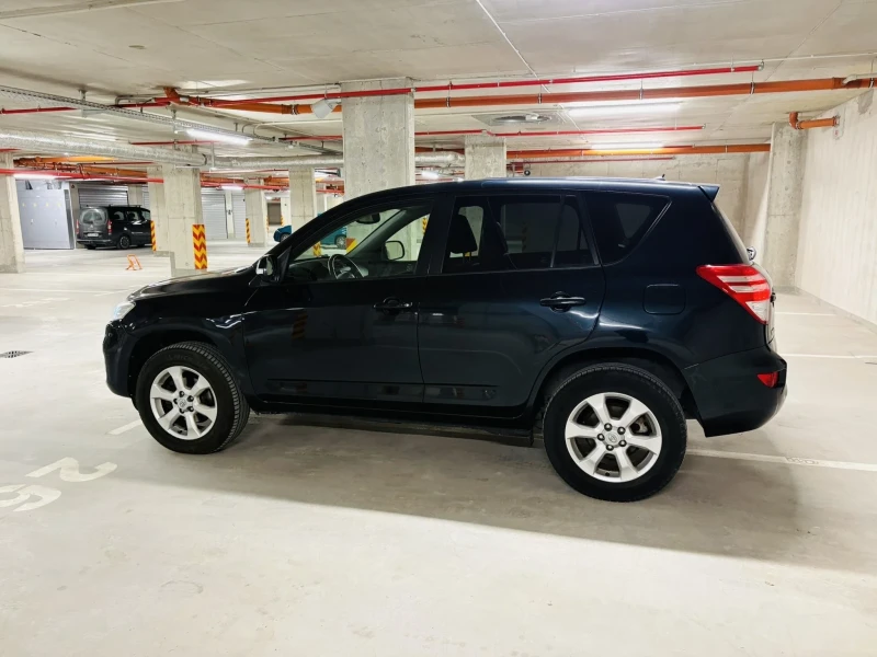 Toyota Rav4 2.2 D-4D / Navi / Кожа / 4х4, снимка 5 - Автомобили и джипове - 53439136