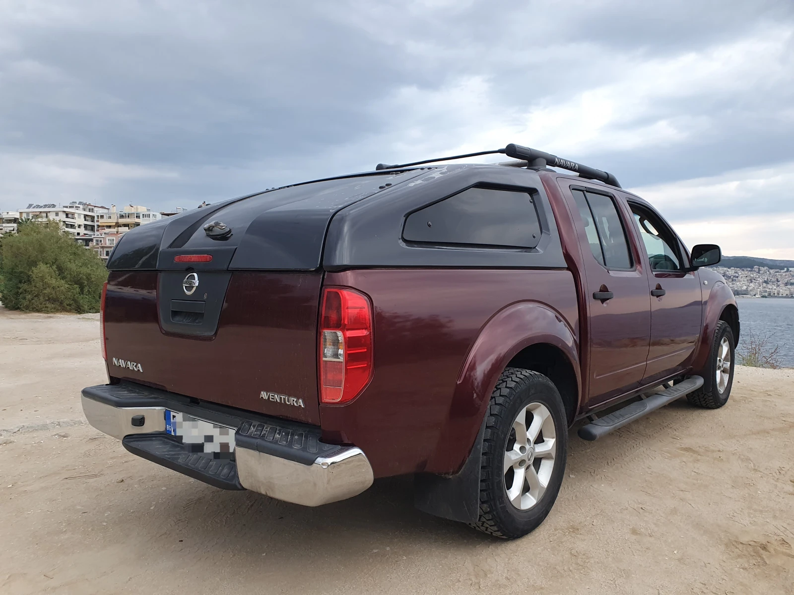 Nissan Navara Aventura 4x4 - изображение 3