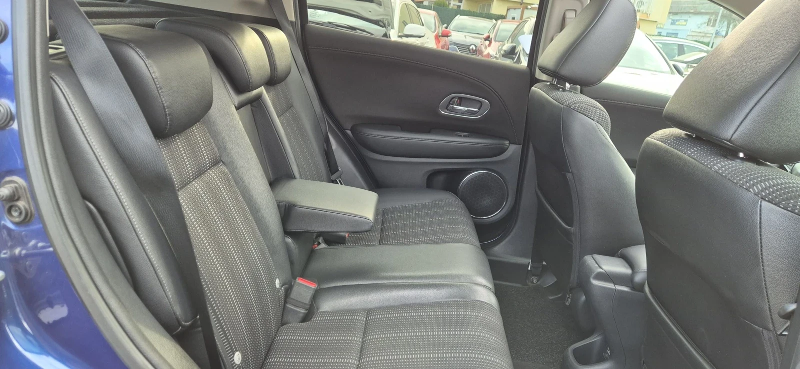 Honda Hr-v 1.5-130кс.NAVY - изображение 9