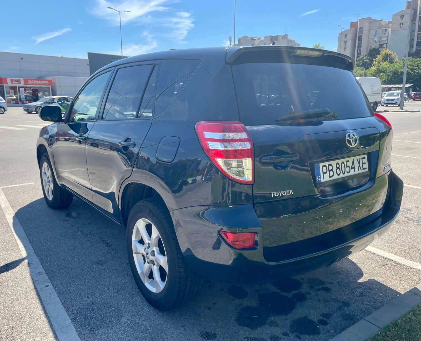 Toyota Rav4 2.2 D-4D / Navi / Кожа / 4х4, снимка 6 - Автомобили и джипове - 53855054
