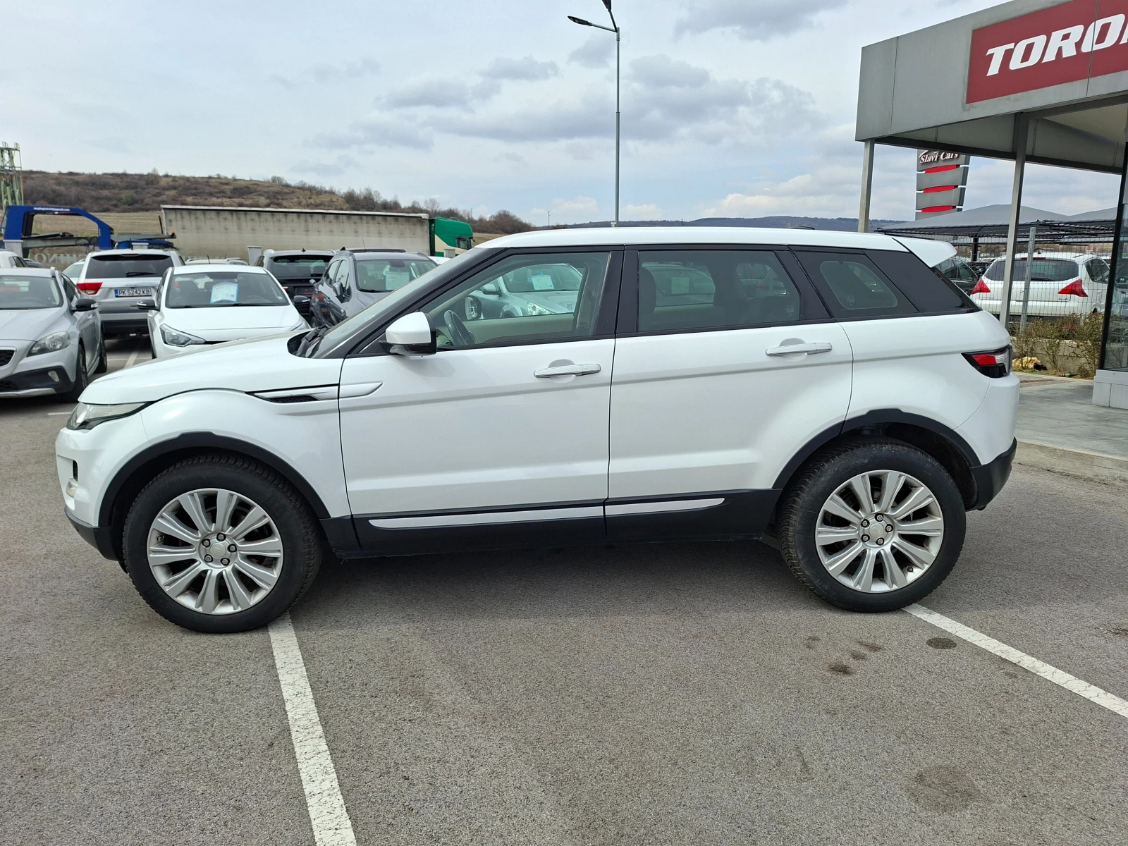 Land Rover Range Rover Evoque TD4, снимка 3 - Автомобили и джипове - 53934978