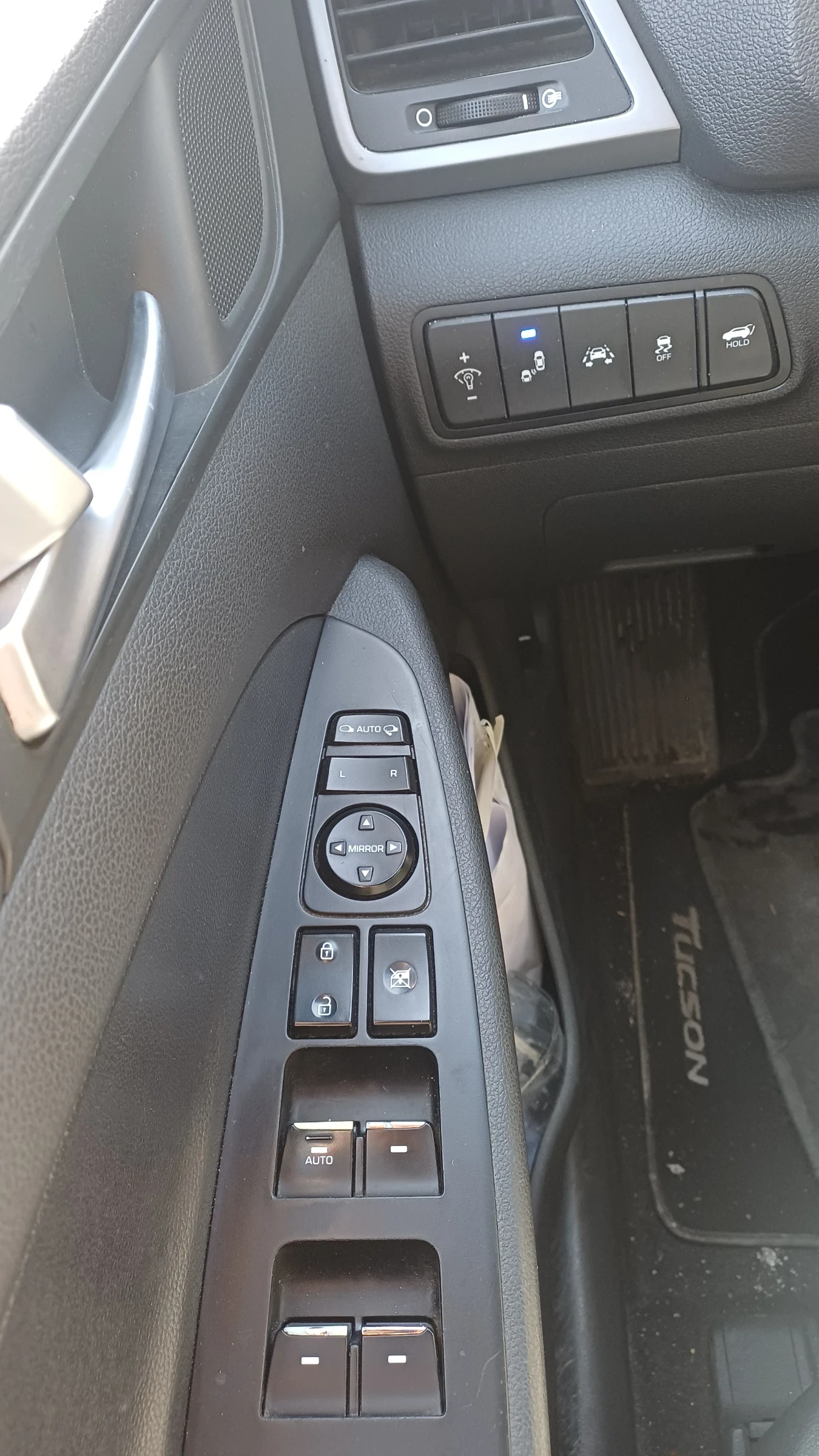 Hyundai Tucson, снимка 10 - Автомобили и джипове - 53940180