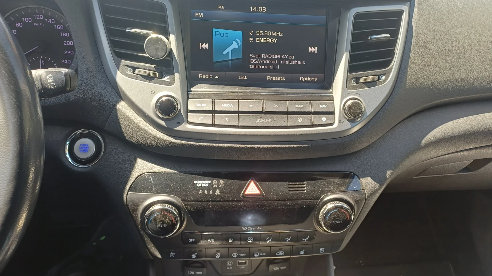 Hyundai Tucson, снимка 12 - Автомобили и джипове - 53940180
