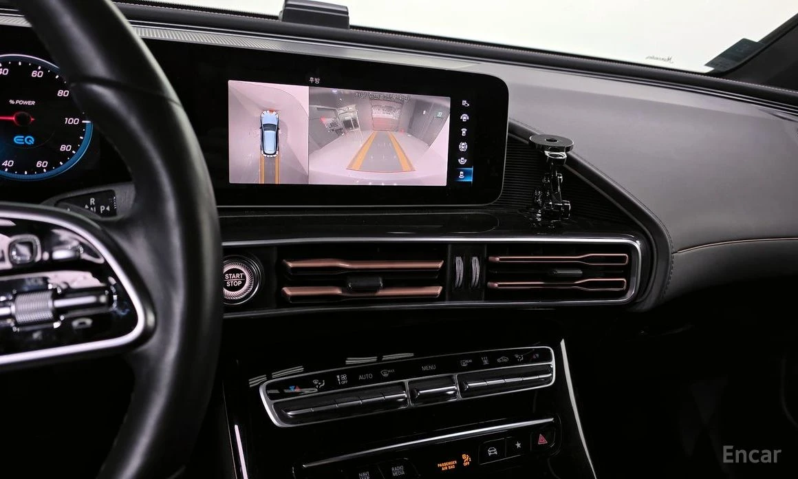 Mercedes-Benz EQC * EQC400* 4MATIC* КОЖА* ПОДГРЕВ* ШИБИДАХ* KEYLESS*, снимка 11 - Автомобили и джипове - 54060756