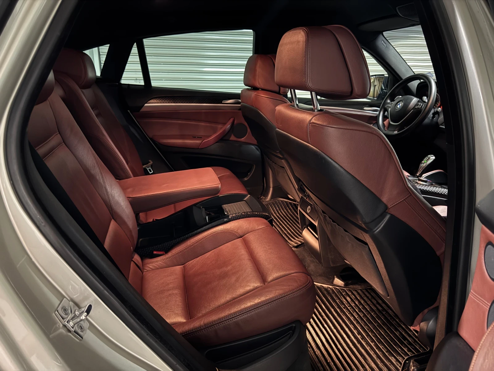 BMW X6 3.5D Xdrive Individual/Keyless/Parktronic, снимка 11 - Автомобили и джипове - 54445726