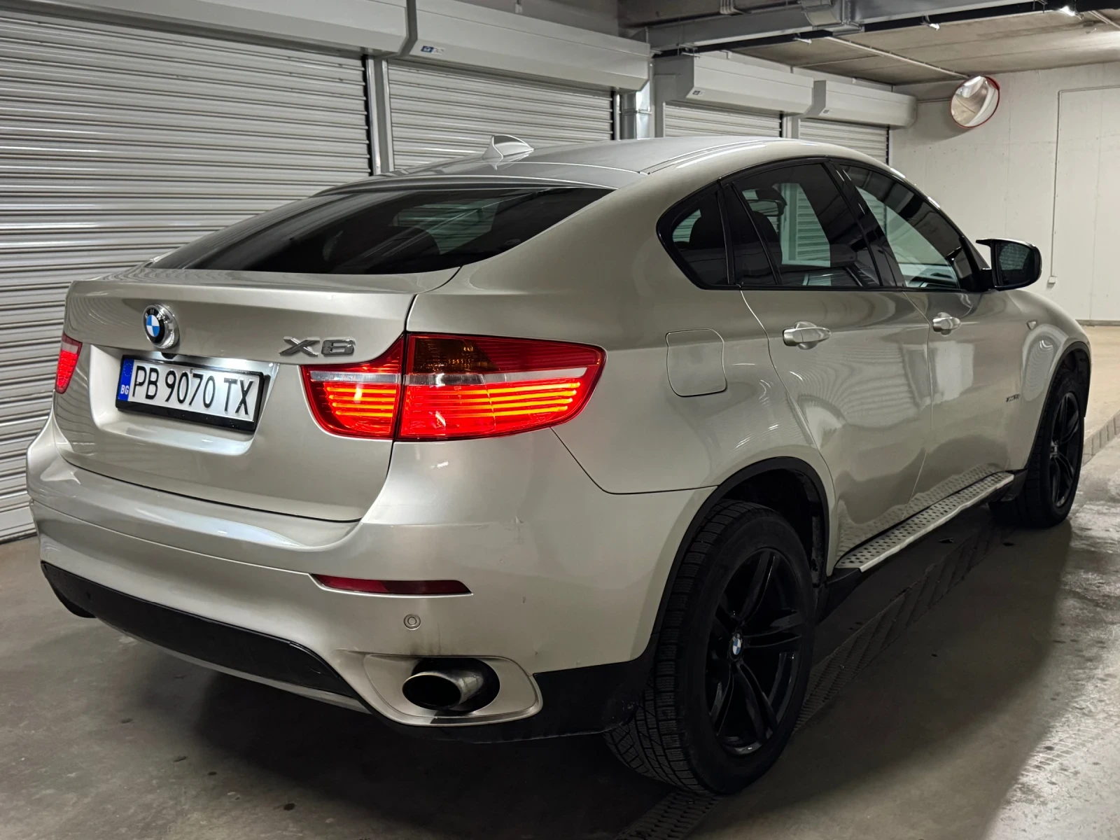 BMW X6 3.5D Xdrive Individual/Keyless/Parktronic, снимка 4 - Автомобили и джипове - 54445726