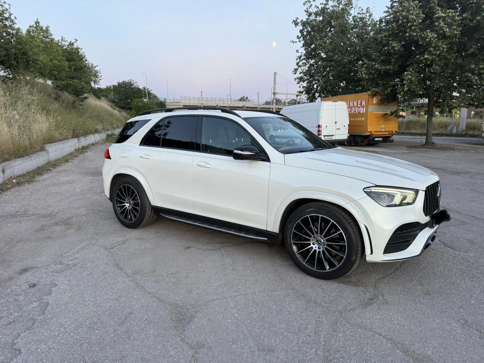 Mercedes-Benz GLE 400 Amg Line, снимка 4 - Автомобили и джипове - 54725395