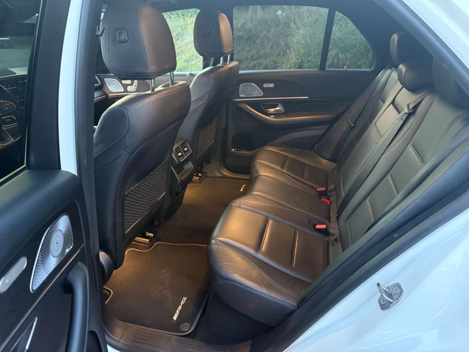 Mercedes-Benz GLE 400 Amg Line, снимка 8 - Автомобили и джипове - 54725395