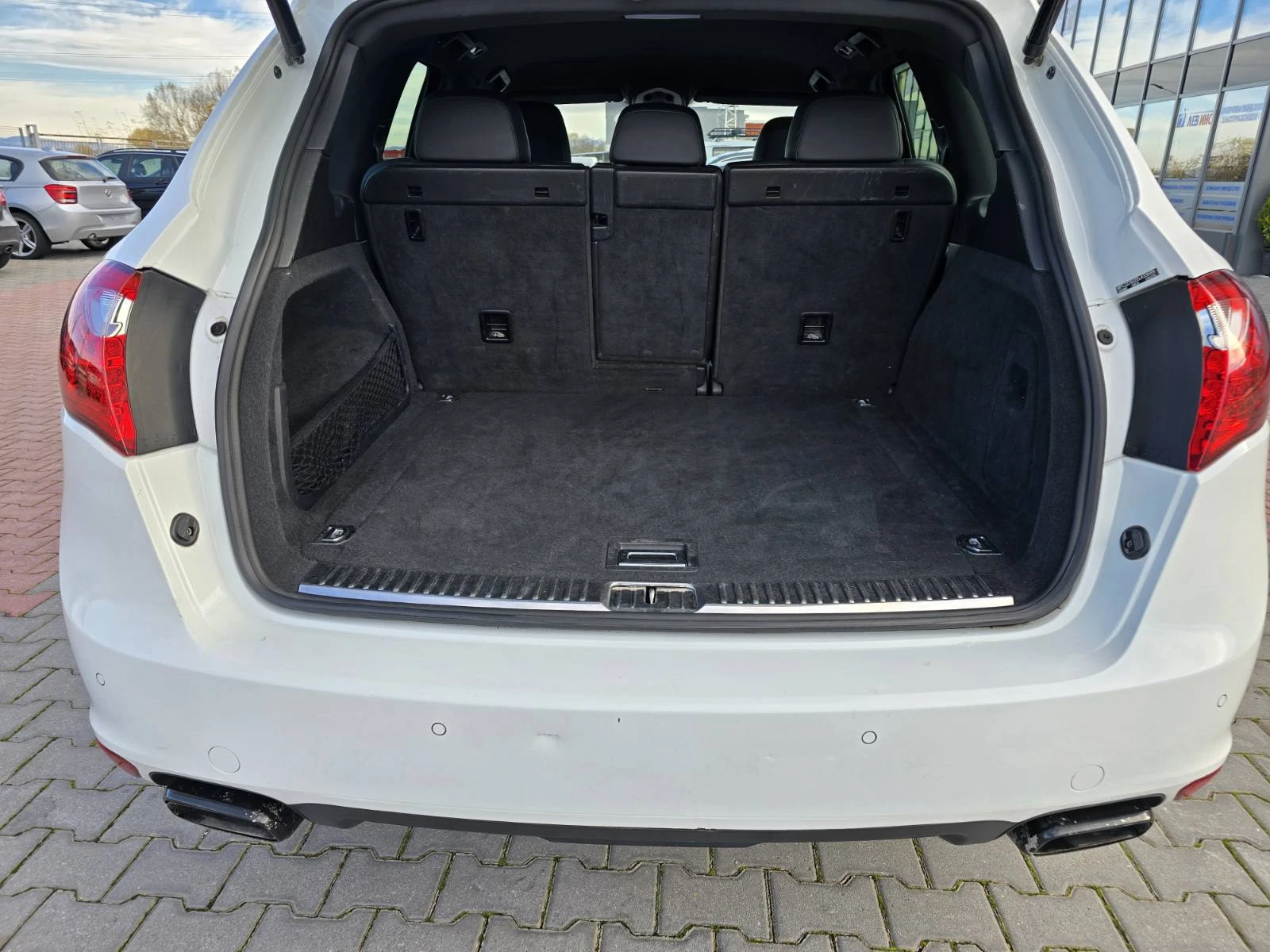 Porsche Cayenne, снимка 16 - Автомобили и джипове - 55704123