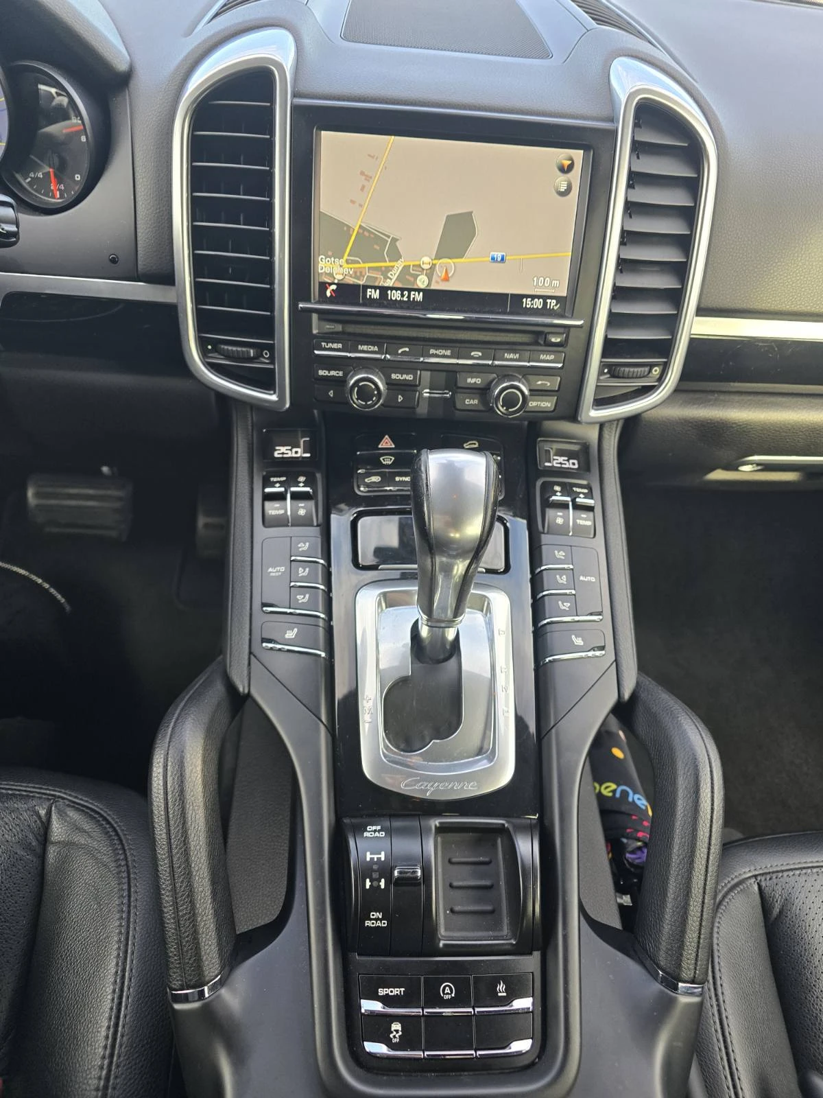 Porsche Cayenne, снимка 11 - Автомобили и джипове - 55704123