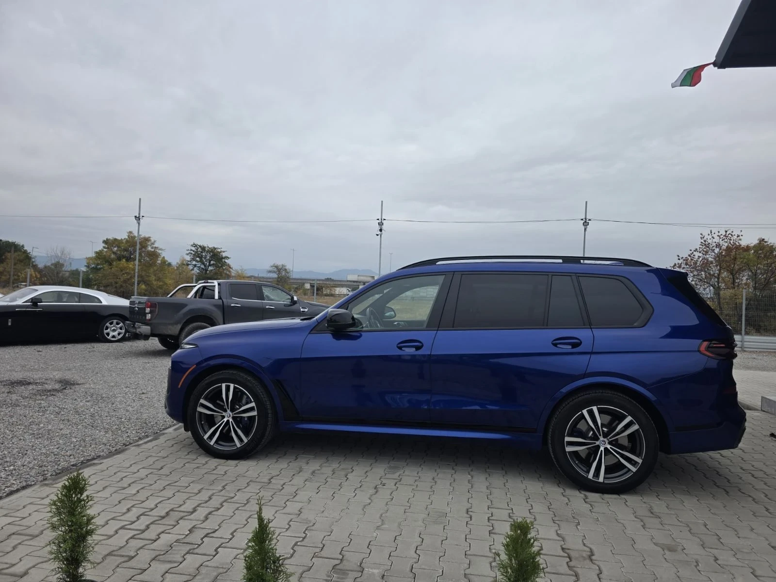 BMW X7 60M, снимка 4 - Автомобили и джипове - 56543313