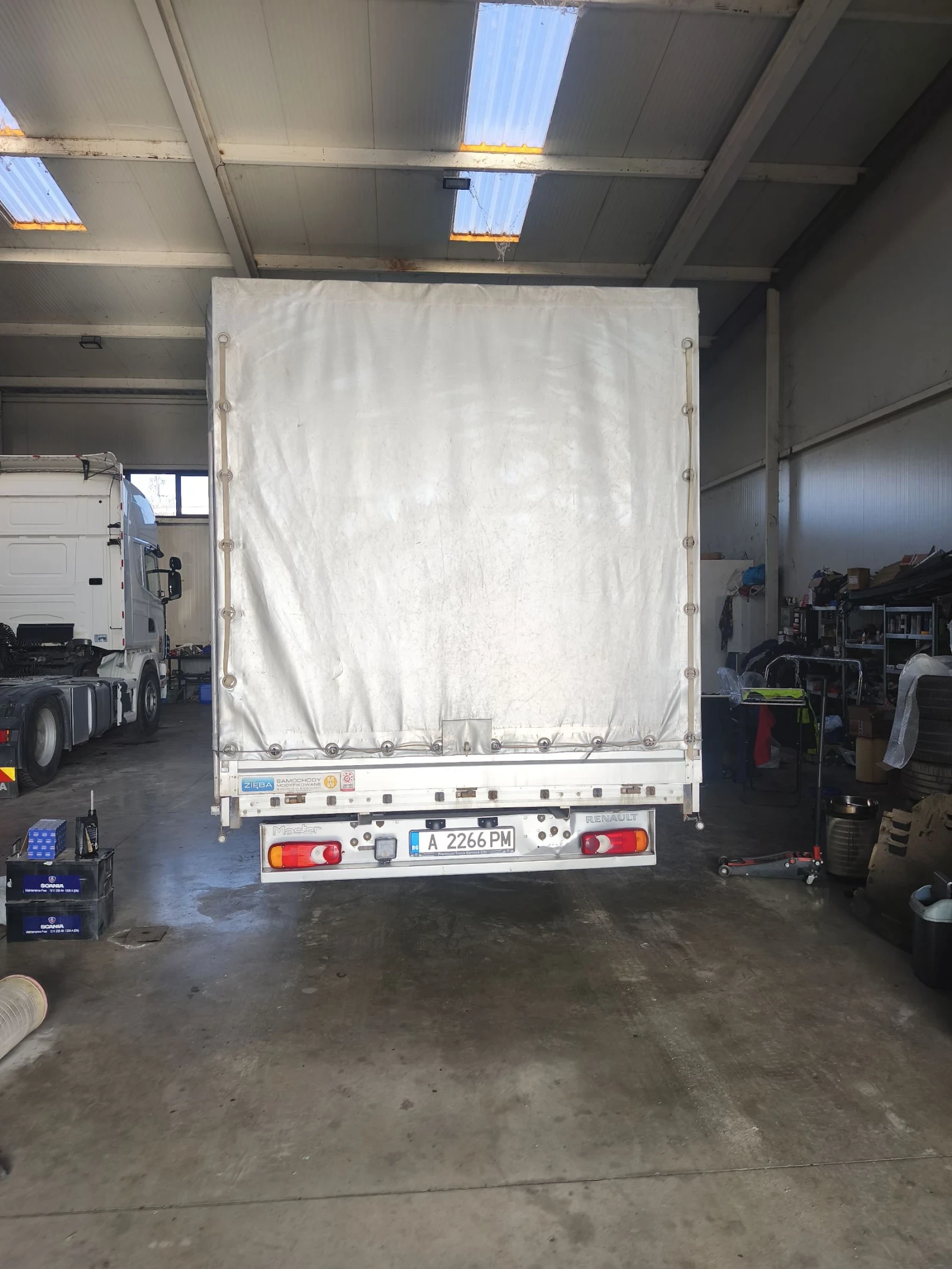 Renault Master, снимка 3 - Бусове и автобуси - 54741851