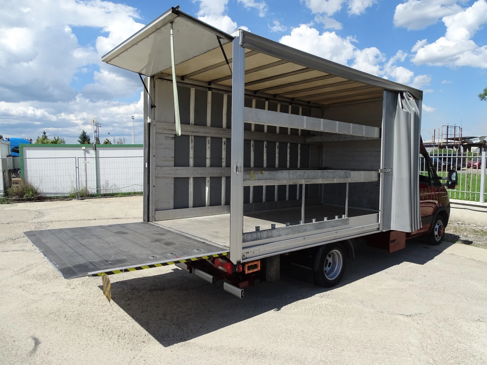 Iveco 35c15 ЩОРА С БОРД * * ГОРЕН КЛИМАТИК* * , снимка 11 - Бусове и автобуси - 54816769