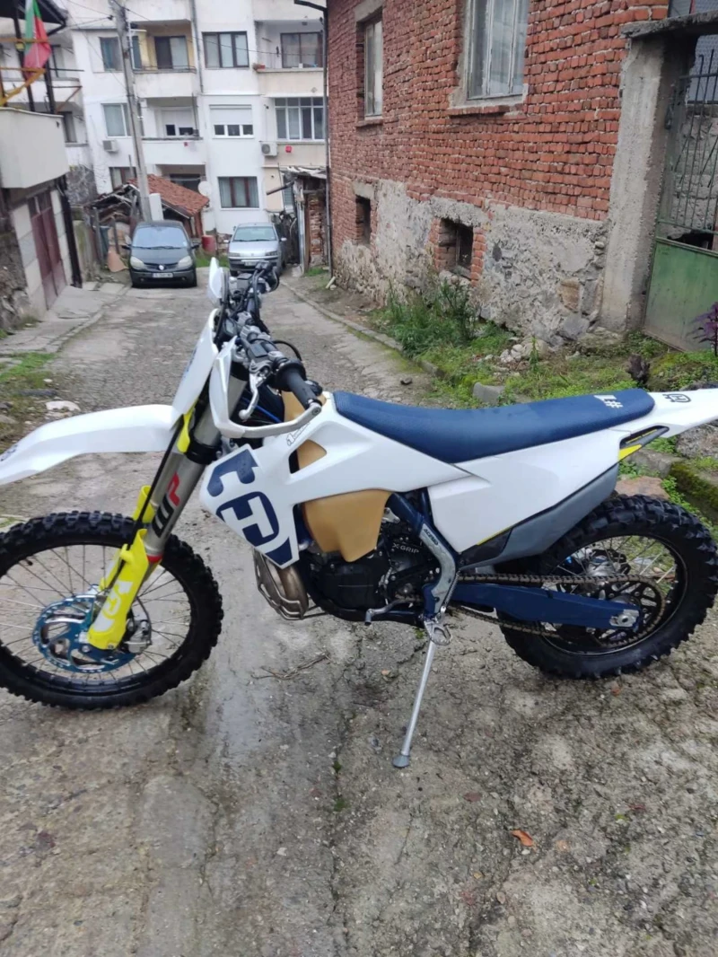 Husqvarna TE 300, снимка 2 - Мотоциклети и мототехника - 53580112