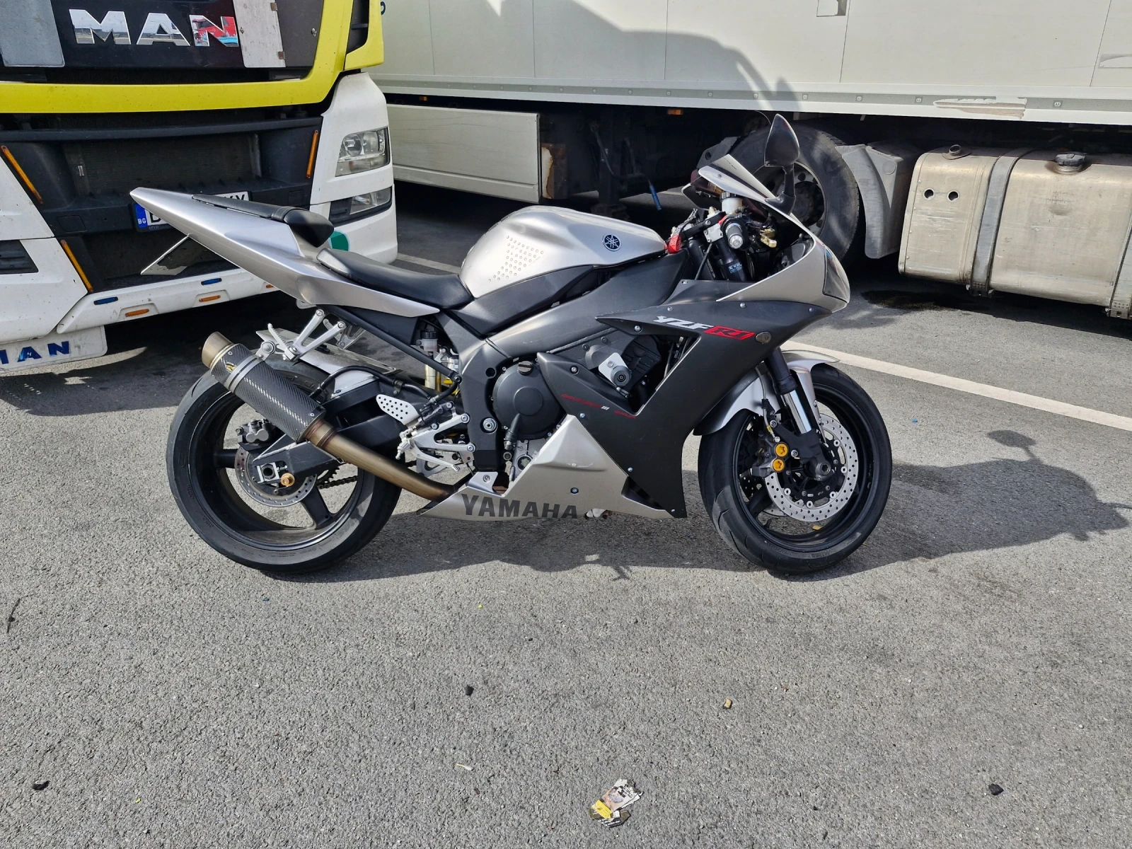 Yamaha YZF-R1  - изображение 8