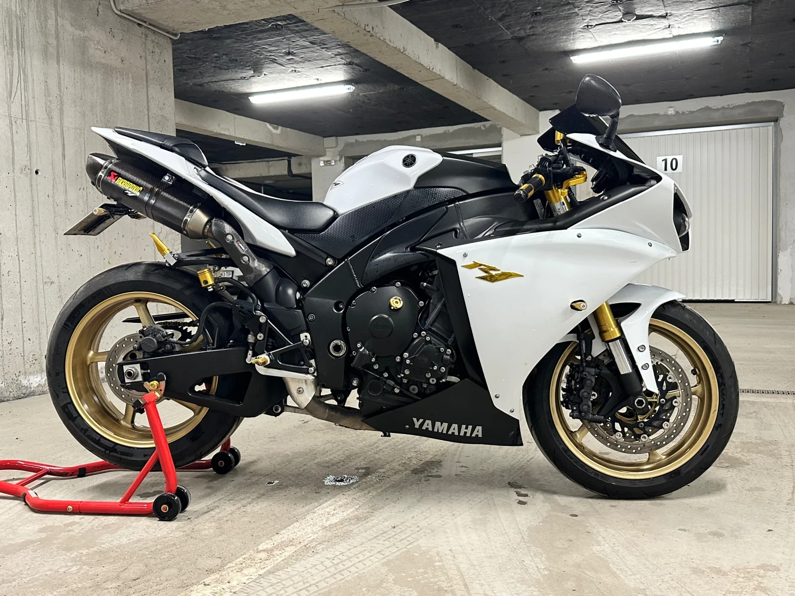 Yamaha YZF-R1 Restyling  | Auto.bg — изображение 1