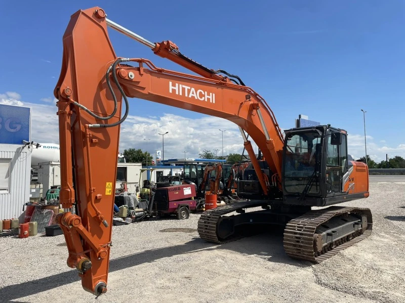 Багер Hitachi ZX 210 LC-7, снимка 14 - Индустриална техника - 45976205