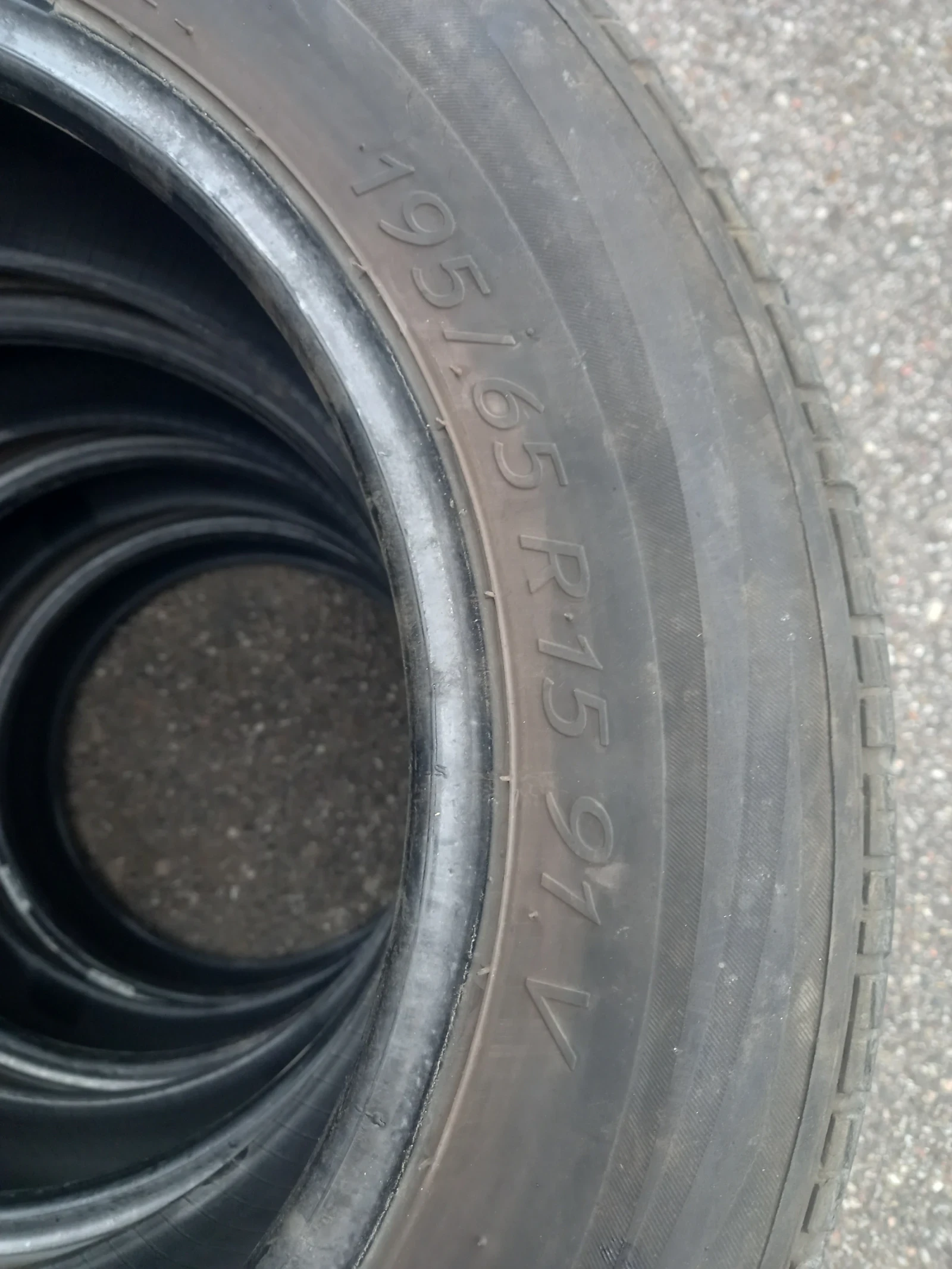 Гуми Летни 195/65R15, снимка 6 - Гуми и джанти - 54306945