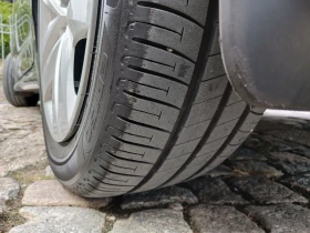 Toyota Corolla 1.5 .   | Mobile.bg    15