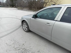 Opel Astra H - 2500 € / 4889.57 лв. - 18275008 5