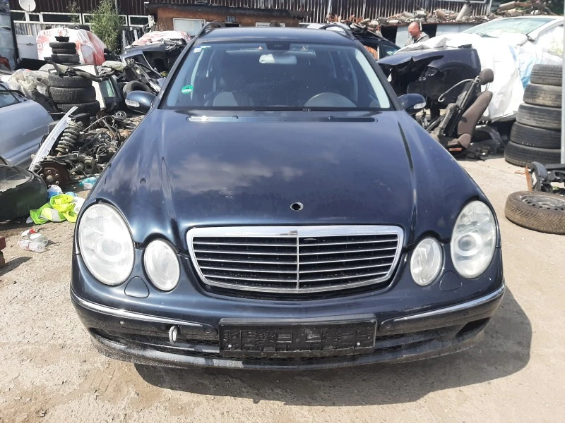 Mercedes-Benz E 220 2.2CDI тип 646, снимка 1 - Автомобили и джипове - 40977836