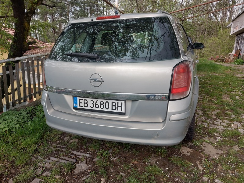 Opel Astra, снимка 3 - Автомобили и джипове - 45220097