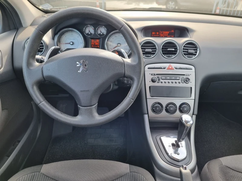 Peugeot 308 1.6 HDI 109kc. * АВТОМАТИК* , снимка 11 - Автомобили и джипове - 47620119