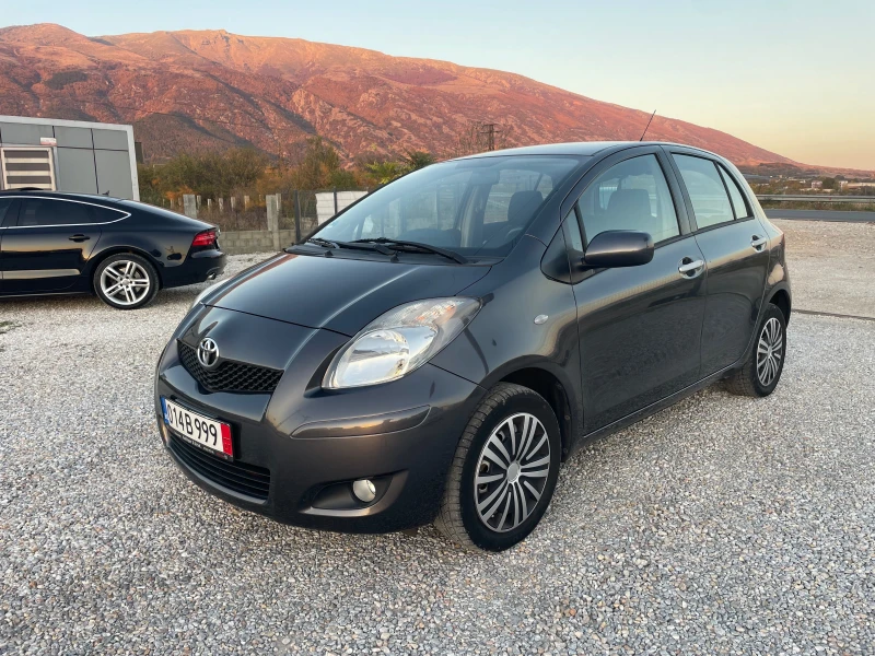 Toyota Yaris 1.4 D4D Facelift, 6 скорости , Климатроник, снимка 1 - Автомобили и джипове - 47854129