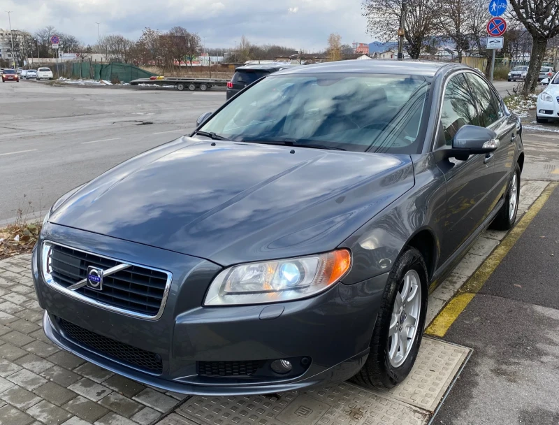 Volvo S80 3.2i-238 к.с. Всички екстри!4х4 Като нова!, снимка 2 - Автомобили и джипове - 48080925