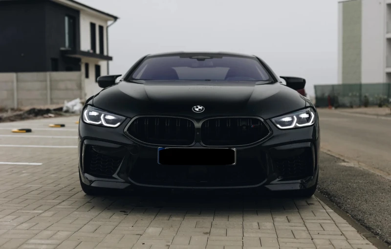 BMW M8 Competition 4.4 V8 xDrive, снимка 2 - Автомобили и джипове - 48896567