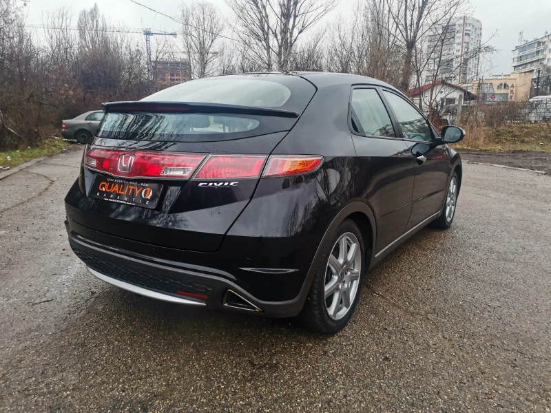 Honda Civic 1.8i, снимка 5 - Автомобили и джипове - 49325238