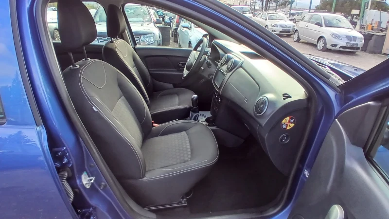 Dacia Logan 1, 5dci НАВИГАЦИЯ , снимка 10 - Автомобили и джипове - 49754102