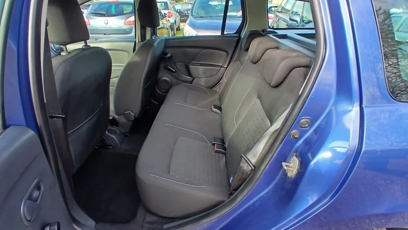 Dacia Logan 1, 5dci НАВИГАЦИЯ , снимка 9 - Автомобили и джипове - 49754102