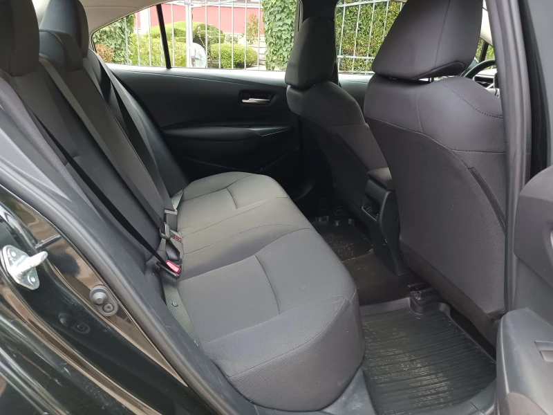 Toyota Corolla 1.5 възм. за лизинг, снимка 14 - Автомобили и джипове - 52547299