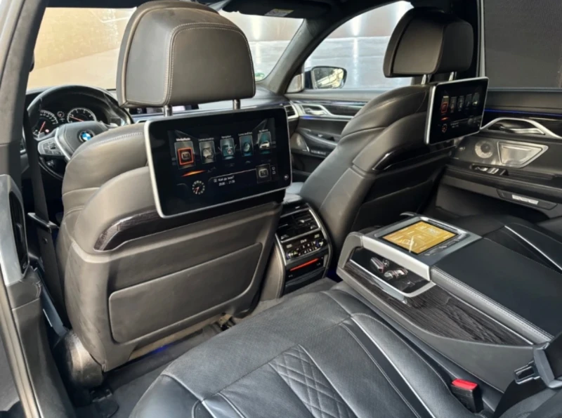 BMW 740 M-Packet FULL, снимка 14 - Автомобили и джипове - 52060607
