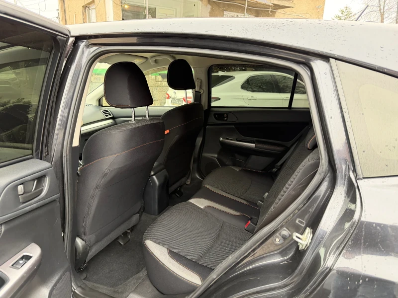 Subaru XV 2.0 Евро 6, снимка 13 - Автомобили и джипове - 52704108