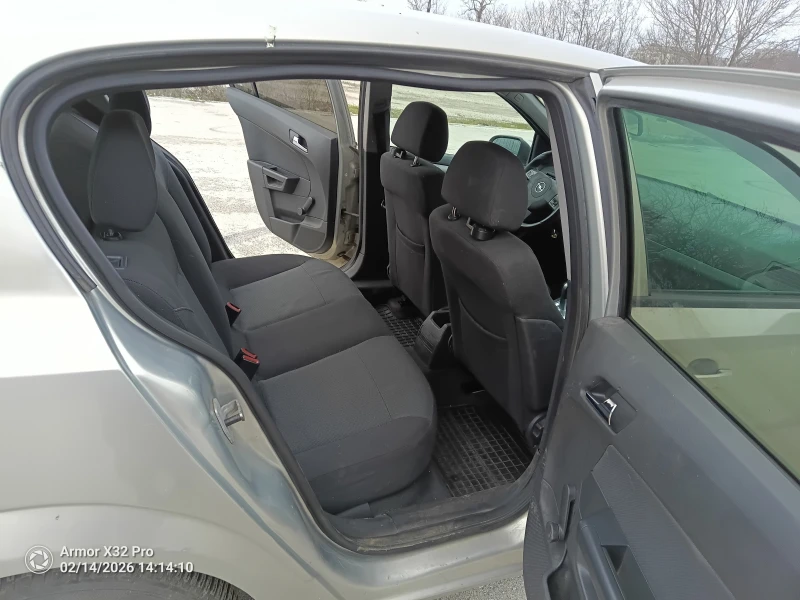 Opel Astra H, снимка 6 - Автомобили и джипове - 53482911