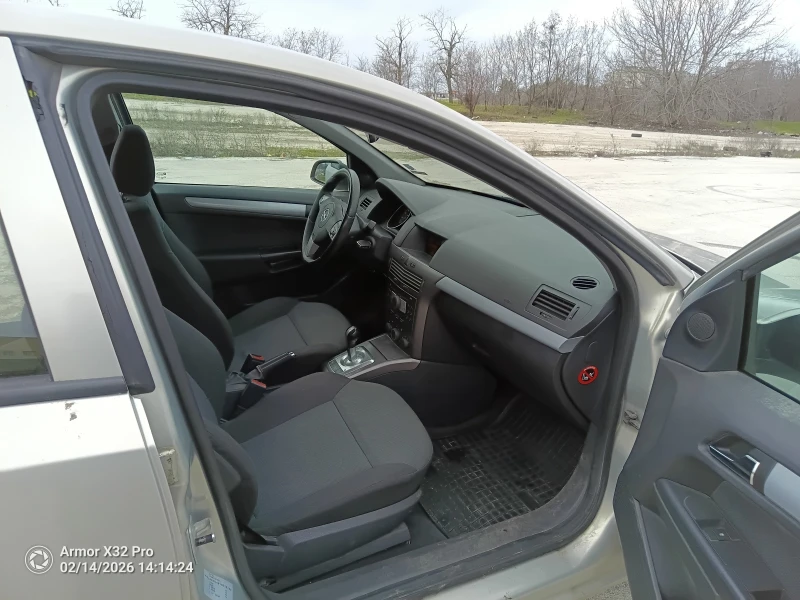 Opel Astra H, снимка 7 - Автомобили и джипове - 53482911